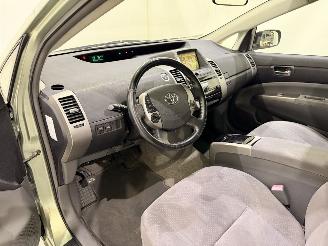 Toyota Prius HB 1.5 VVT-i HEV Aut. picture 8