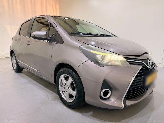 damaged passenger cars Toyota Yaris HB 1,0 VVT-i Aspiration Clima 2015/2