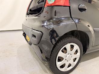 Peugeot 107 HB 1.0-12V XS Airco picture 9