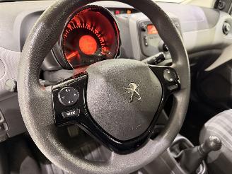 Peugeot 108 HB 1.0 e-VTi Active Airco picture 16