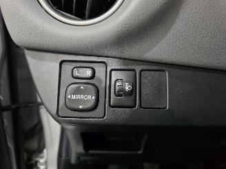 Toyota Yaris 1.0 VVT-i Aspiration 5.Drs Bjr.2015 picture 31