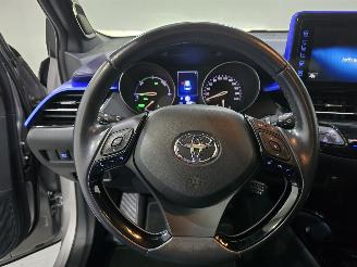 Toyota CH-R 1.8 Hybrid BI-Tone Plus Leder Cruise Bjr.2017 picture 11