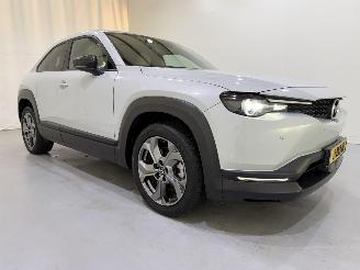 krockskadad bil auto Mazda MX-30 e-Skyactiv EV 145 First Edition aut 2020/11