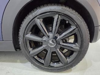 Mini Cooper S 2.0 Chill Serious Business PANO  LEDER 141Kw Bjr.2016 picture 28