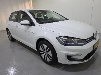 Schadeauto Volkswagen e-Golf E-DITION 110Kw Bjr.2020 2020/3