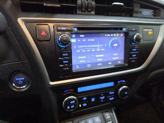 Toyota Auris Touring Sports 1.8 Hybrid Lease Panorama Bjr.2014 picture 14