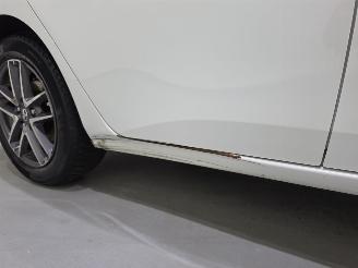 Toyota Auris Touring Sports 1.8 Hybrid Lease Panorama Bjr.2014 picture 38