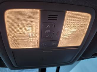 Toyota Auris Touring Sports 1.8 Hybrid Lease Panorama Bjr.2014 picture 30