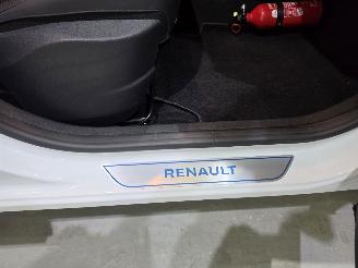 Renault Captur 1.2 TCe Dynamique Cruise Trekhaak 87Kw Bjr.2017 picture 36