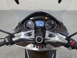 Piaggio X10 350 Executive BS 25kw Bjr.2018 picture 7