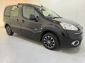 Avarii auto utilitare Peugeot Partner 1.6 e-HDI 90 Navteq XT Automaat Navi/Airco 2015/3