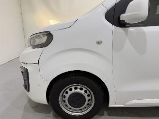 Peugeot Expert DC 2.0 BlueHDI 120 Premium 6-seats picture 33