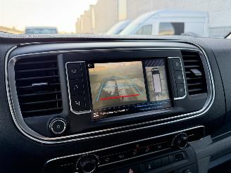 Peugeot Expert DC 2.0 BlueHDI 120 Premium 6-seats picture 10