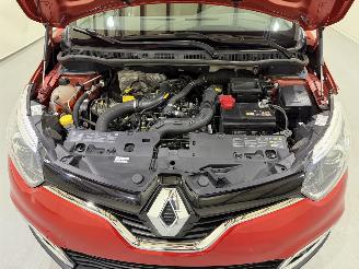 Renault Captur 0.9 TCe Helly Hansen NAP picture 29