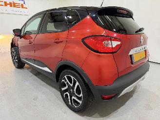 Renault Captur 0.9 TCe Helly Hansen NAP picture 4