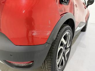 Renault Captur 0.9 TCe Helly Hansen NAP picture 19