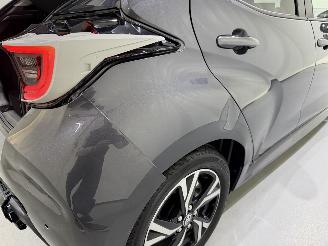 Toyota Yaris HB 1.5 HEV Comfort Aut. picture 27