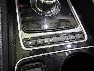 Jaguar F-Pace 2.0d Turbo Portfolio AWD Aut. picture 17