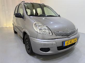Toyota Yaris-verso 1.3 VVT-i Sol Automaat Airco picture 1