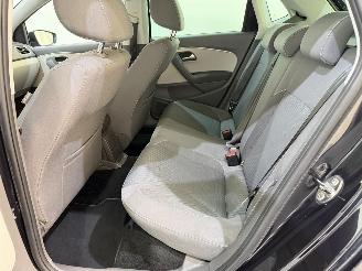 Volkswagen Polo V HB 1.0 Fresh Airco picture 8