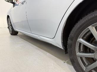 Toyota Auris HB 1.8 Hybrid Aspiration Clima/Navi picture 10