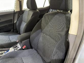 Toyota Auris HB 1.8 Hybrid Aspiration Clima/Navi picture 44