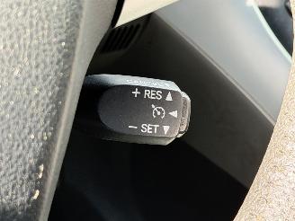 Toyota Auris HB 1.8 Hybrid Aspiration Clima/Navi picture 16