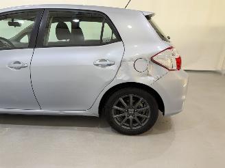 Toyota Auris HB 1.8 Hybrid Aspiration Clima/Navi picture 4