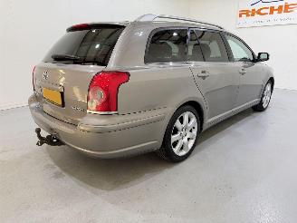 Toyota Avensis Wagon 2.0 VVT-i Executive picture 17