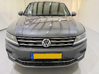 Volkswagen Tiguan 1.4 TSI Highline Aut6 Pano/Clima picture 2