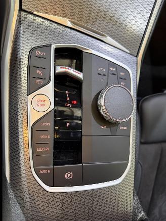 BMW 3-serie 330e M Sport Aut8 picture 9