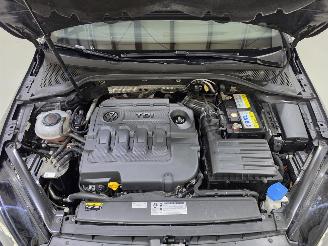 Volkswagen Golf VII 2.0 TDI Highline R-Line 110Kw DSG Bjr.2019 picture 20