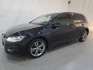 Volkswagen Golf VII 2.0 TDI Highline R-Line 110Kw DSG Bjr.2019 picture 26