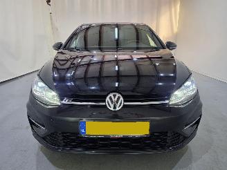 Volkswagen Golf VII 2.0 TDI Highline R-Line 110Kw DSG Bjr.2019 picture 2