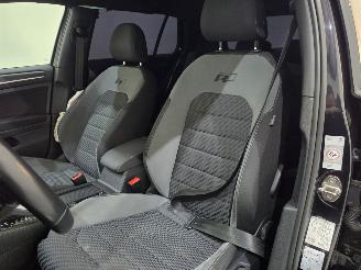 Volkswagen Golf VII 2.0 TDI Highline R-Line 110Kw DSG Bjr.2019 picture 24