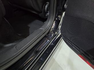 Volkswagen Golf VII 2.0 TDI Highline R-Line 110Kw DSG Bjr.2019 picture 13