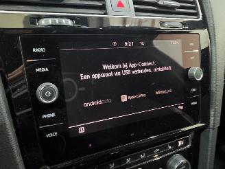 Volkswagen Golf VII 2.0 TDI Highline R-Line 110Kw DSG Bjr.2019 picture 32