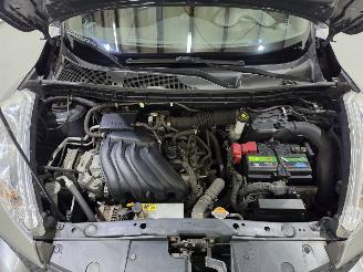 Nissan Juke 1.6 Tekna 5drs 86Kw Bjr.2010 picture 9