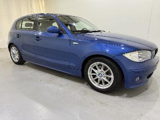 BMW 1-serie HB 118i Executive picture 22