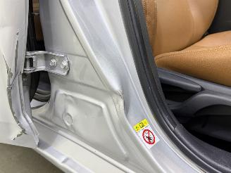 Toyota Auris HB 1.8 Hybrid Lease Pro Navi/Clima picture 12