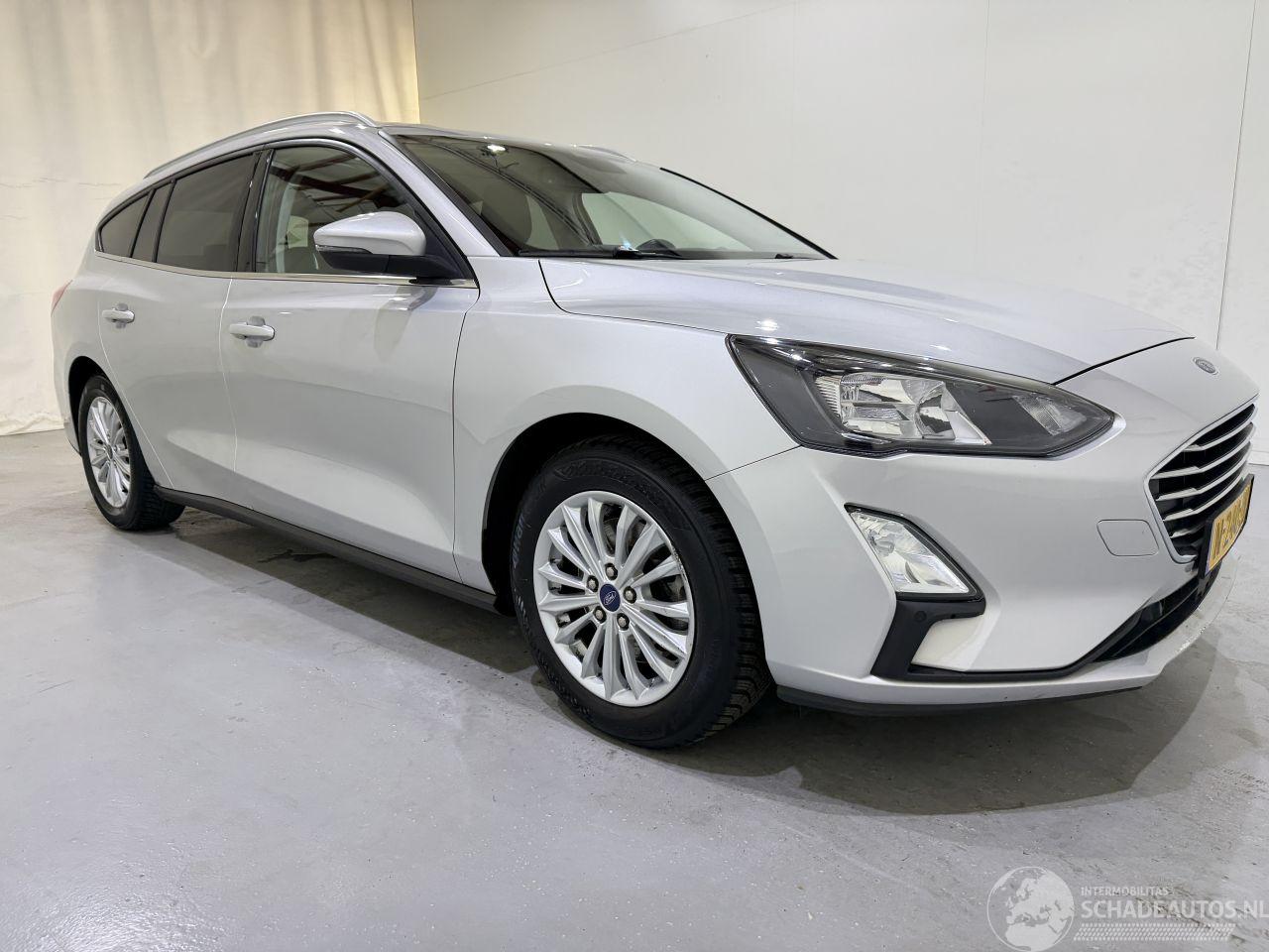 Ford Focus Wagon 1.0 EcoB. Aut. Titanium X Business
