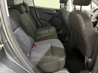 Peugeot 208 HB 1.2 Allure Navi/Clima/Pano picture 22