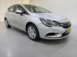 Coche accidentado Opel Astra HB 1.0 Turbo Edition 2016/7