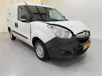 Schade bestelwagen Opel Combo 1.3 CDTI Edition Airco 2016/10