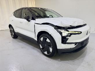 Vaurioauto  passenger cars Volvo EX30 Single Extended Range Ultra 200kW 2024/8