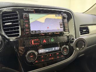 Mitsubishi Outlander 2.0 PHEV Instyle Aut. Navi/Clima picture 16