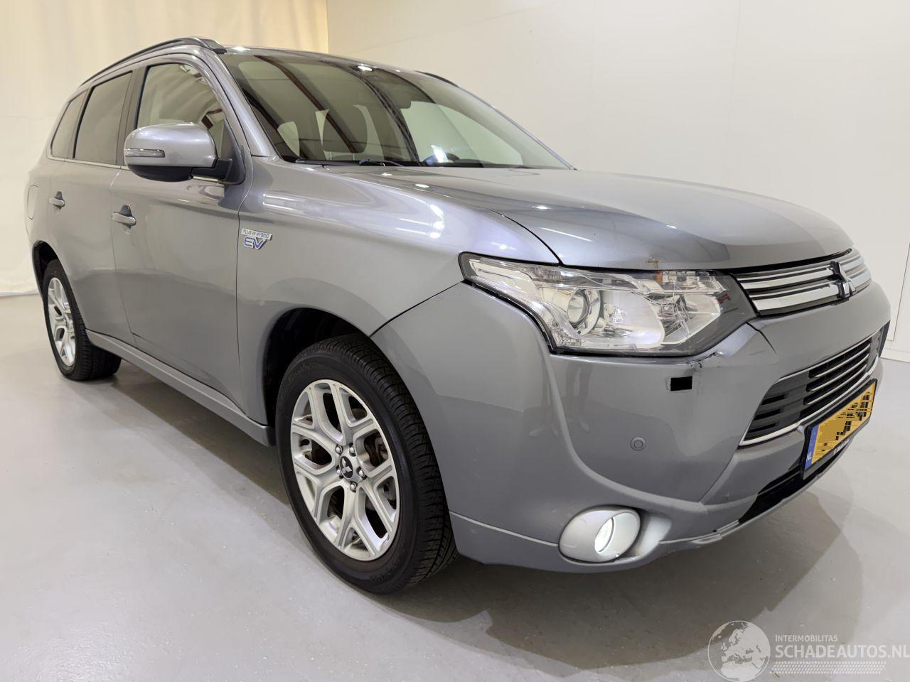 Mitsubishi Outlander 2.0 PHEV Instyle Aut. Navi/Clima