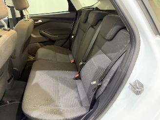 Ford Focus HB 1.5 EcoBoost Titanium picture 35