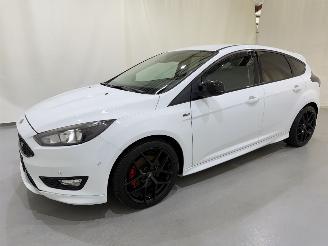 Ford Focus HB 1.5 EcoBoost Titanium picture 24