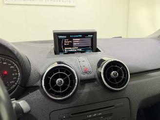 Audi A1 1.2 TFSI Connect Navi picture 8